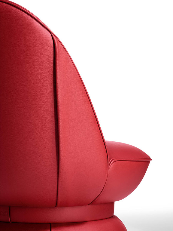 Poltrona Frau Lepli Chair
