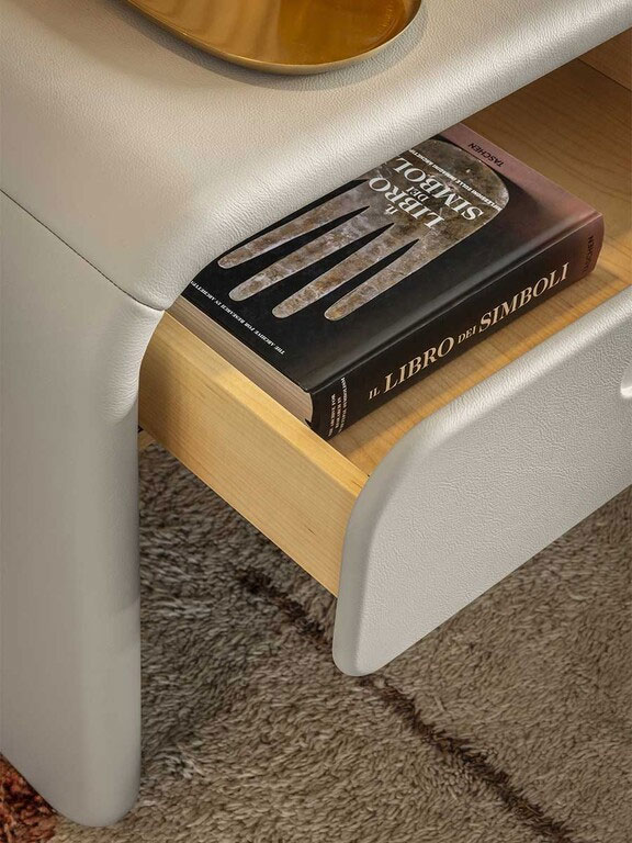 Poltrona Frau Lielow Bedside Table