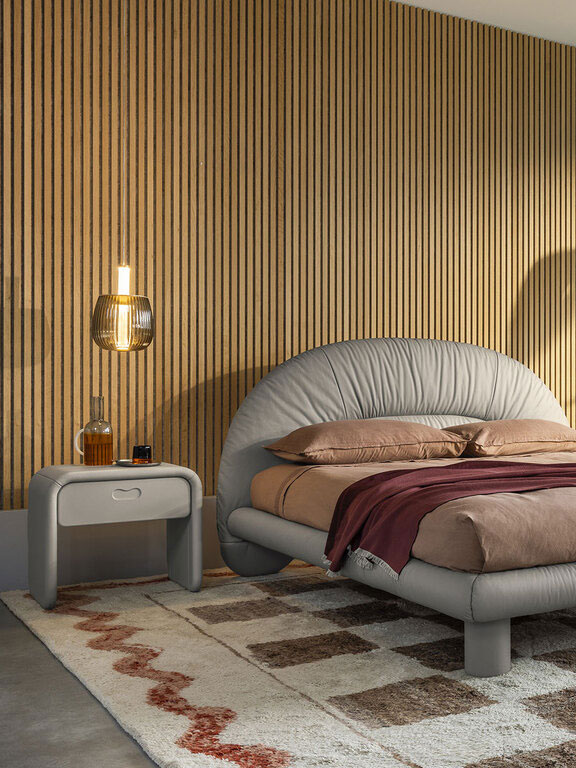 Poltrona Frau Lielow Bedside Table