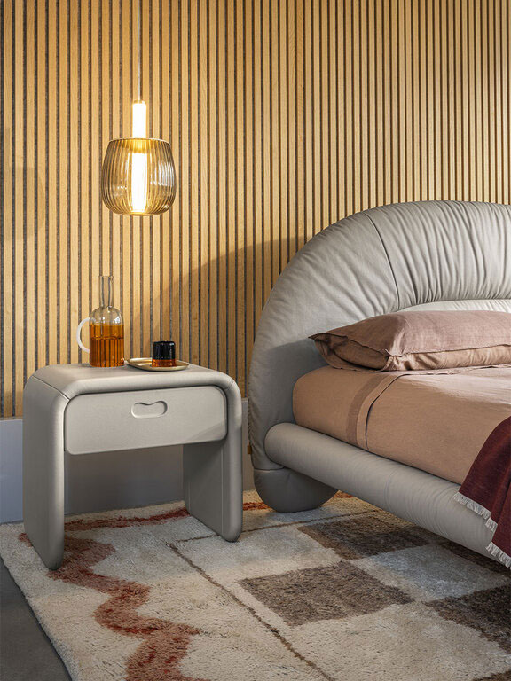Poltrona Frau Lielow Bedside Table