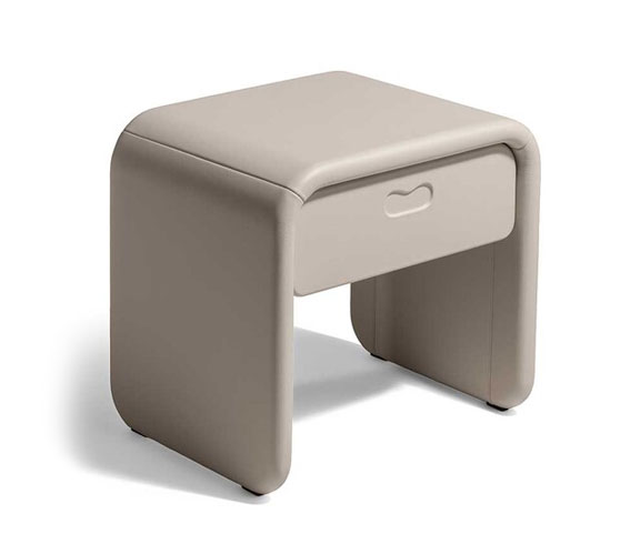 Poltrona Frau Lielow Bedside Table