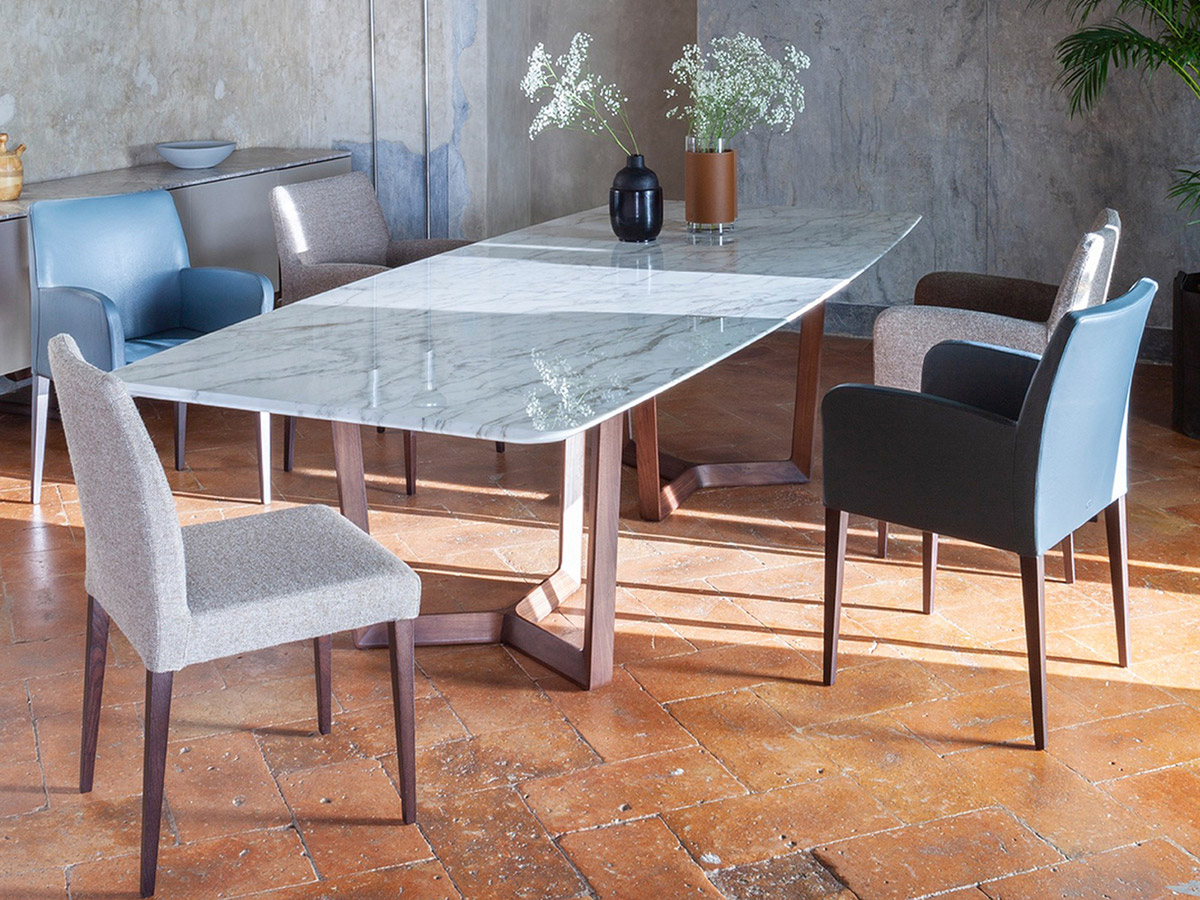 Poltrona Frau Liz Armchair