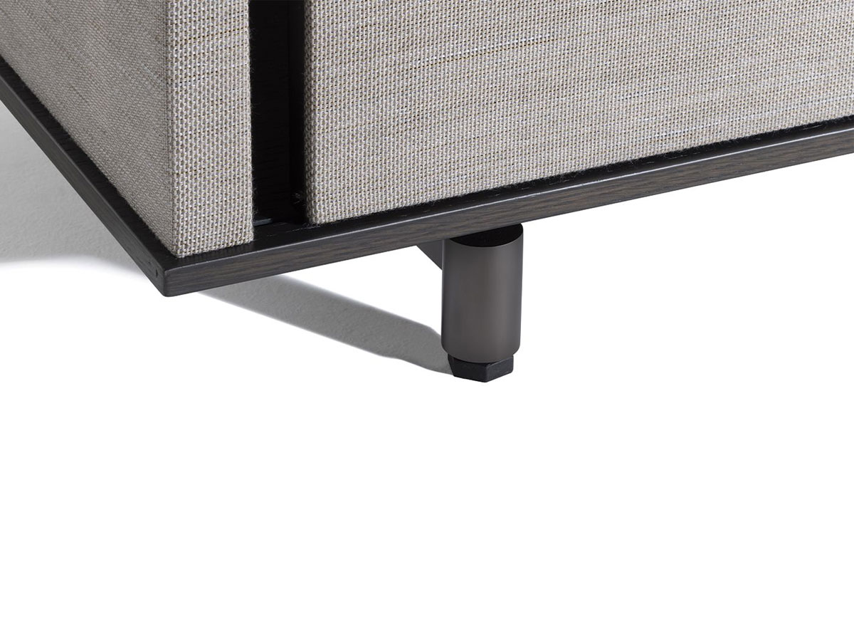 Poltrona Frau Lloyd Tex Bookcase