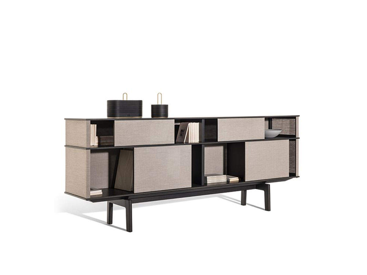 Poltrona Frau Lloyd Tex High Cabinet