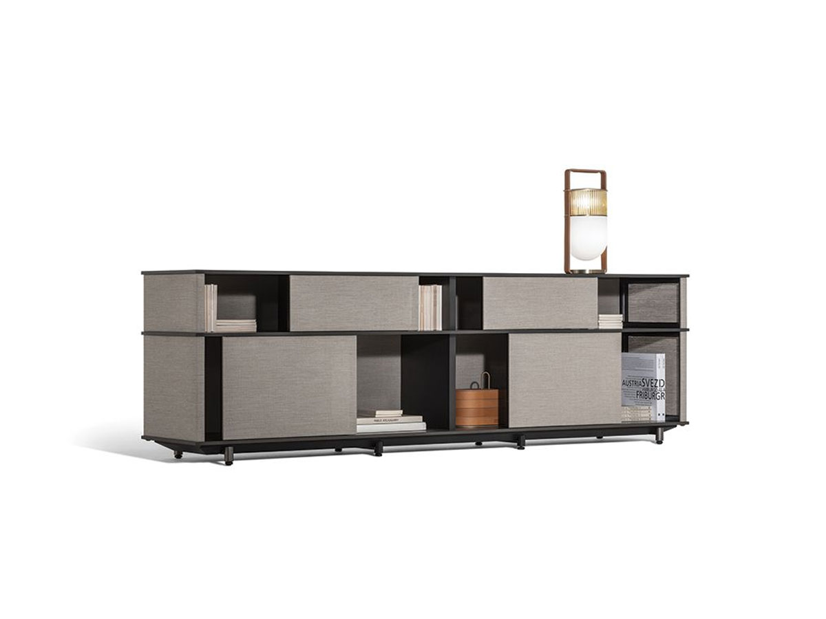 Poltrona Frau Lloyd Tex Low Cabinet