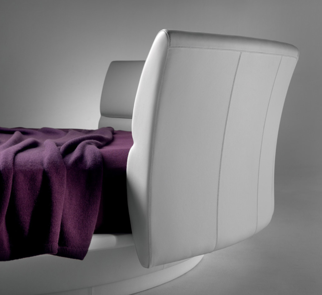 Poltrona Frau Lullaby Due Round Bed Leather Fraur Color System