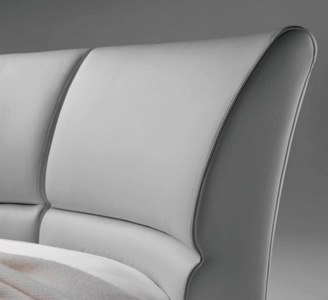 Poltrona Frau Lullaby Due Round Bed Leather Fraur Color System