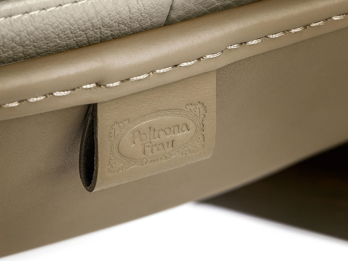 Poltrona Frau Martha Armchair
