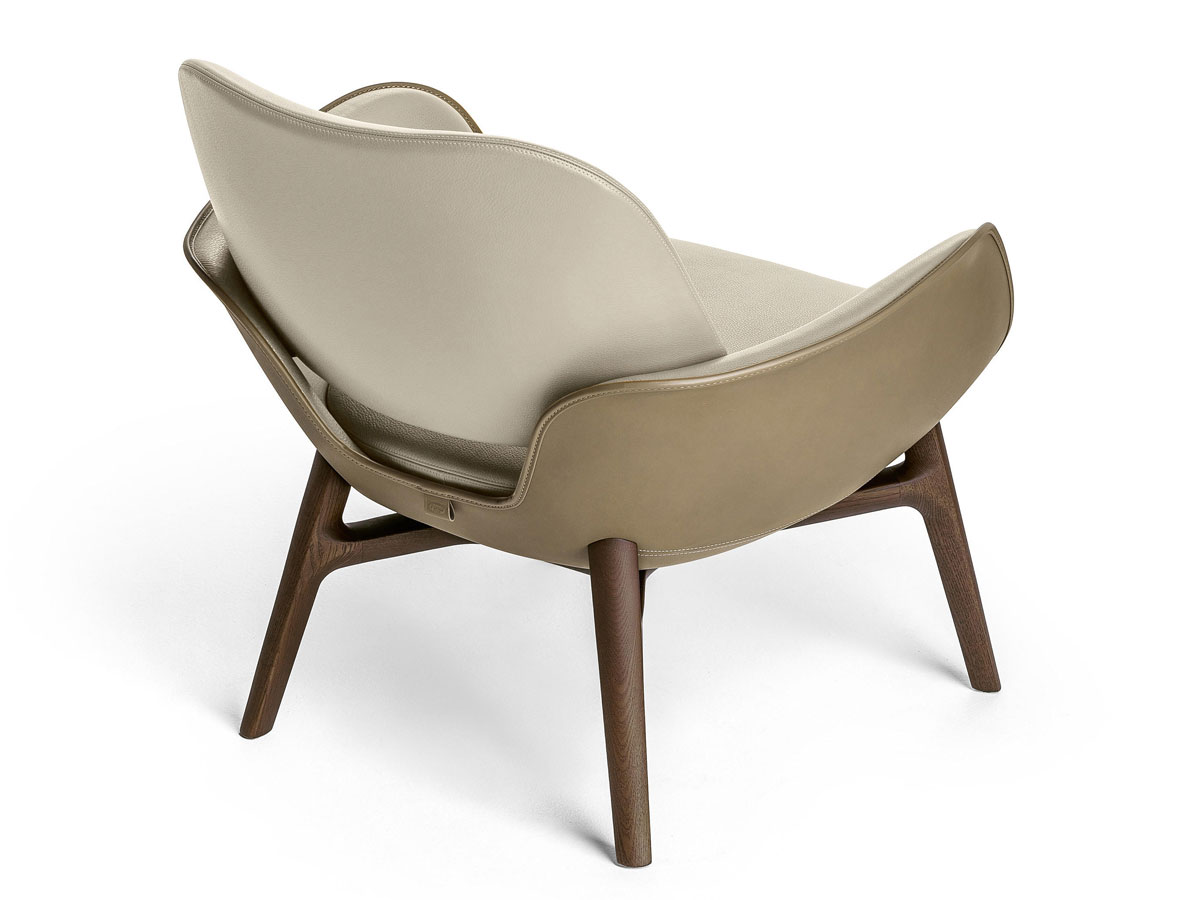 Poltrona Frau Martha Armchair
