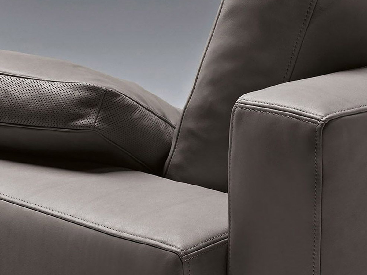 Poltrona Frau Massimosistema Sofa