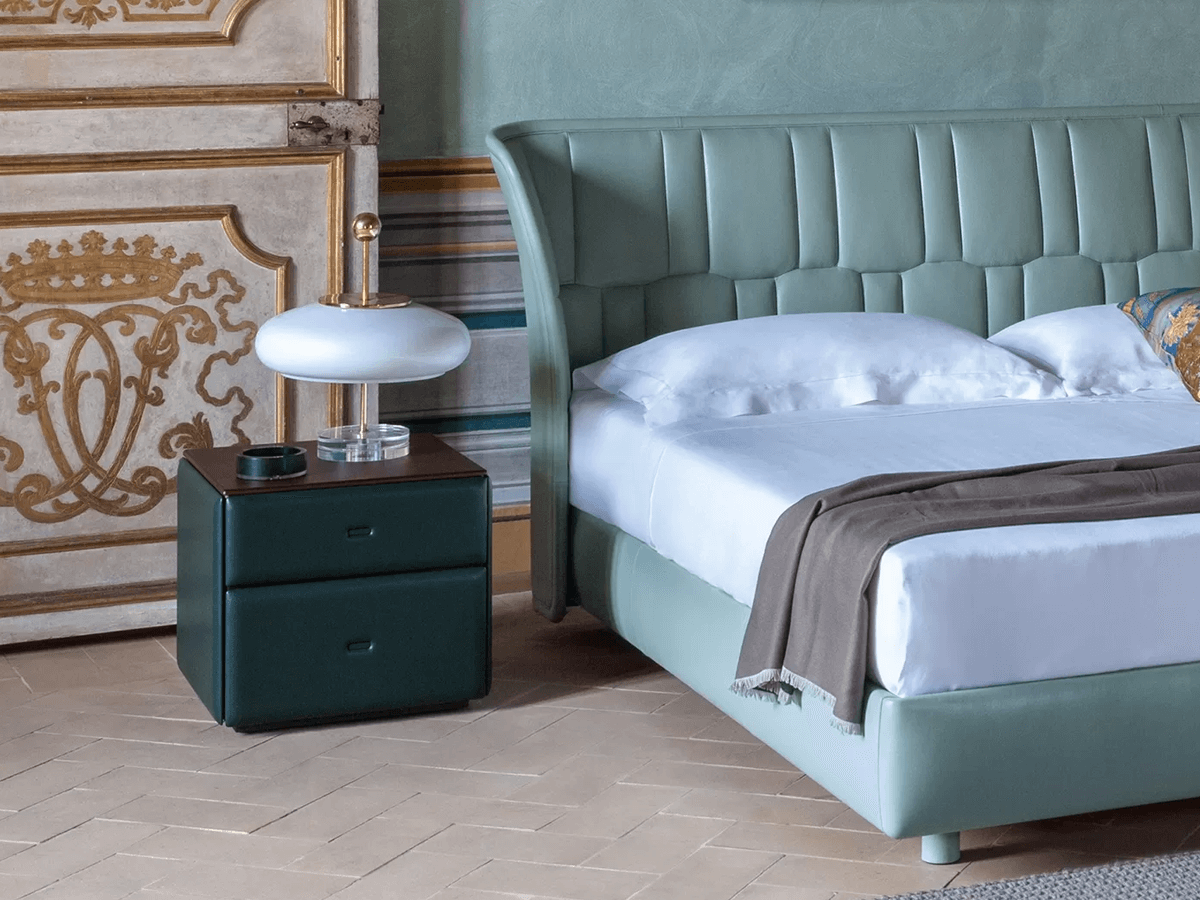 Poltrona Frau Moondance Night Table