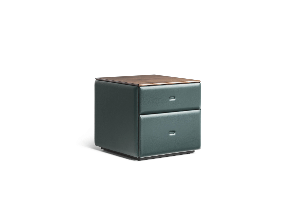 Poltrona Frau Moondance Night Table