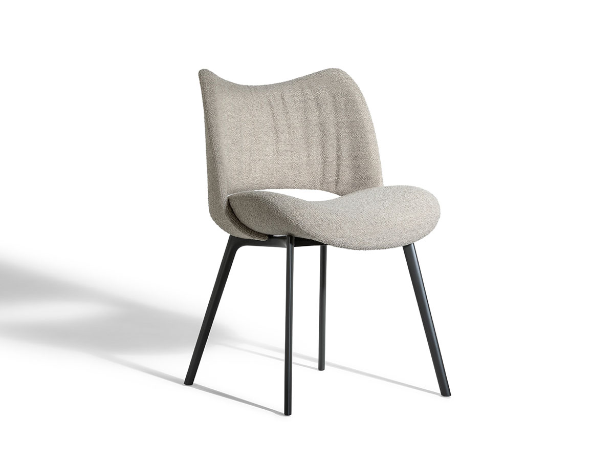 Poltrona Frau Nice Small Armchair