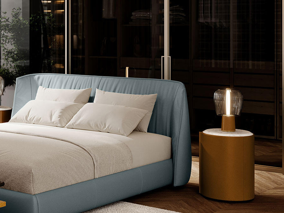 Poltrona Frau Nymph Table Lamp