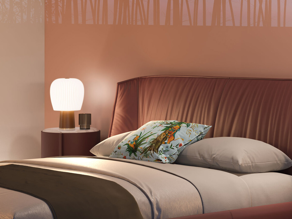 Poltrona Frau Nymph Table Lamp