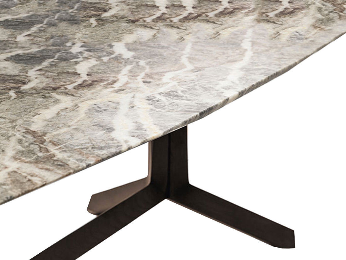 Poltrona Frau Othello Table Round