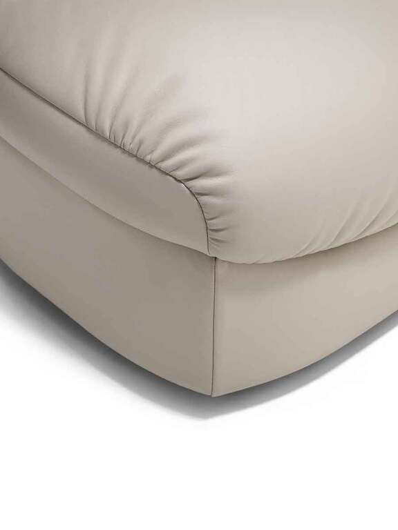 Poltrona Frau Parka Pouf