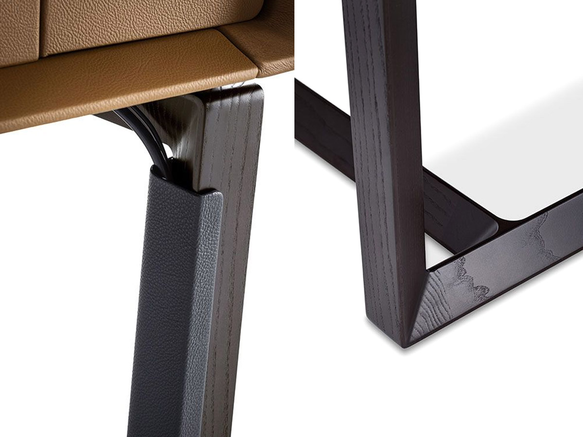 Poltrona Frau Peek A Book Desk