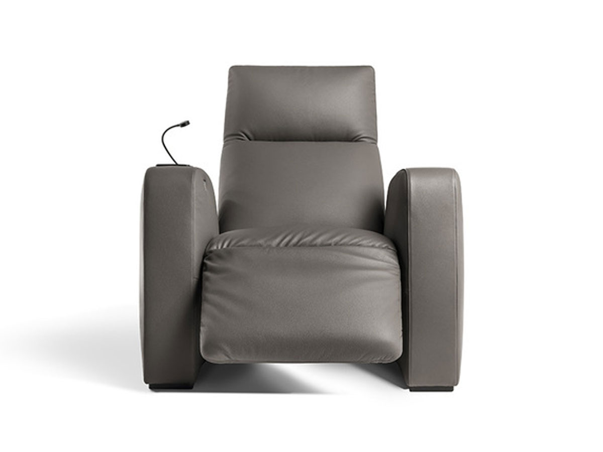 Кресло Poltrona Frau Pillow Cinema