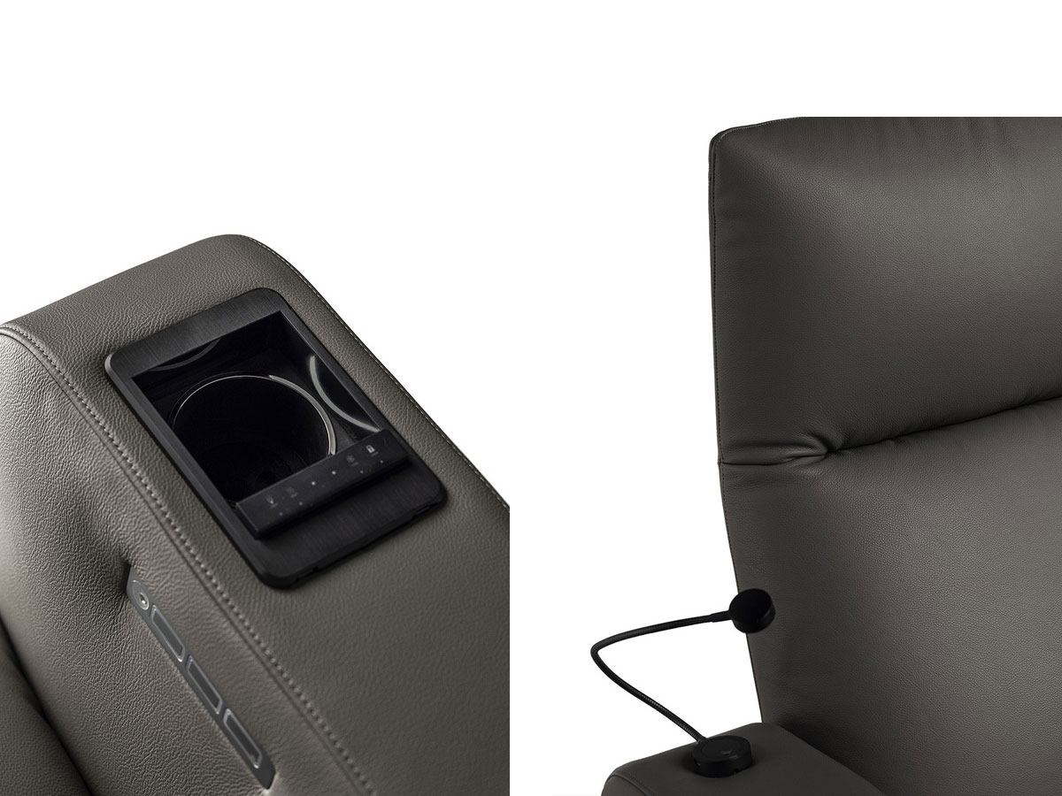 Poltrona Frau Pillow Cinema Armchair