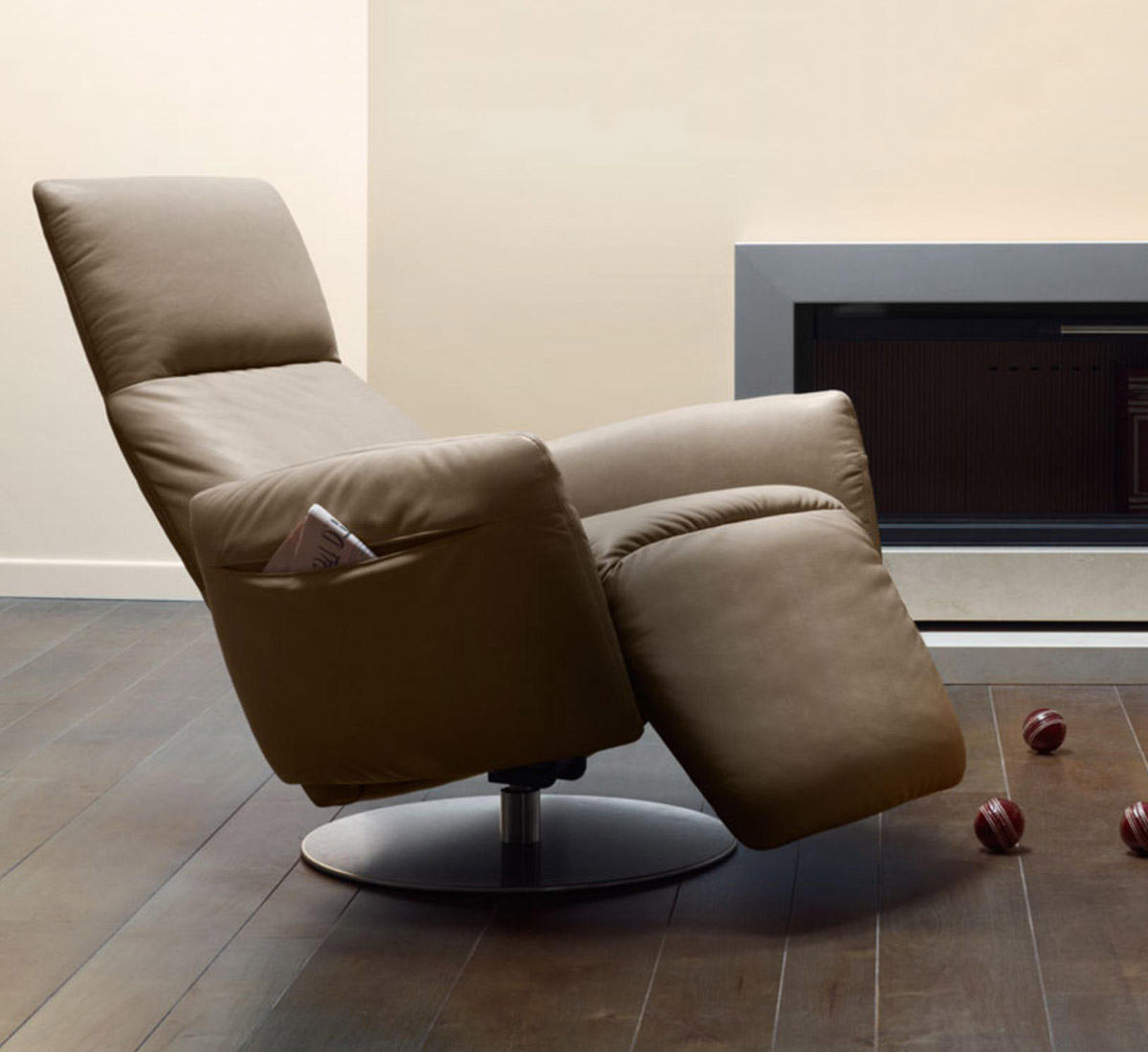 Poltrona Frau Pillow Electric Powered Reclining Armchair