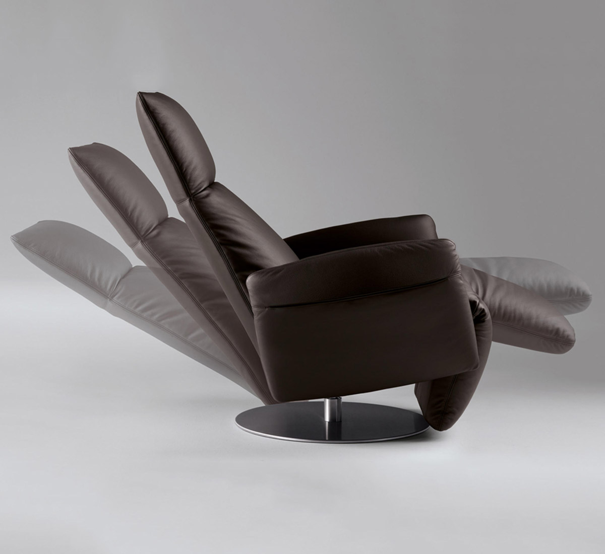 Poltrona Frau Pillow Electric Powered Reclining Armchair
