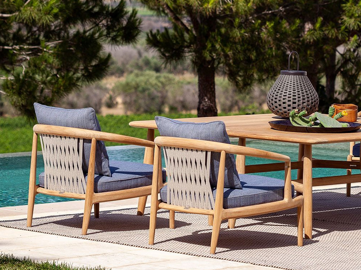 Poltrona Frau The Secret Garden Outdoor Armchair