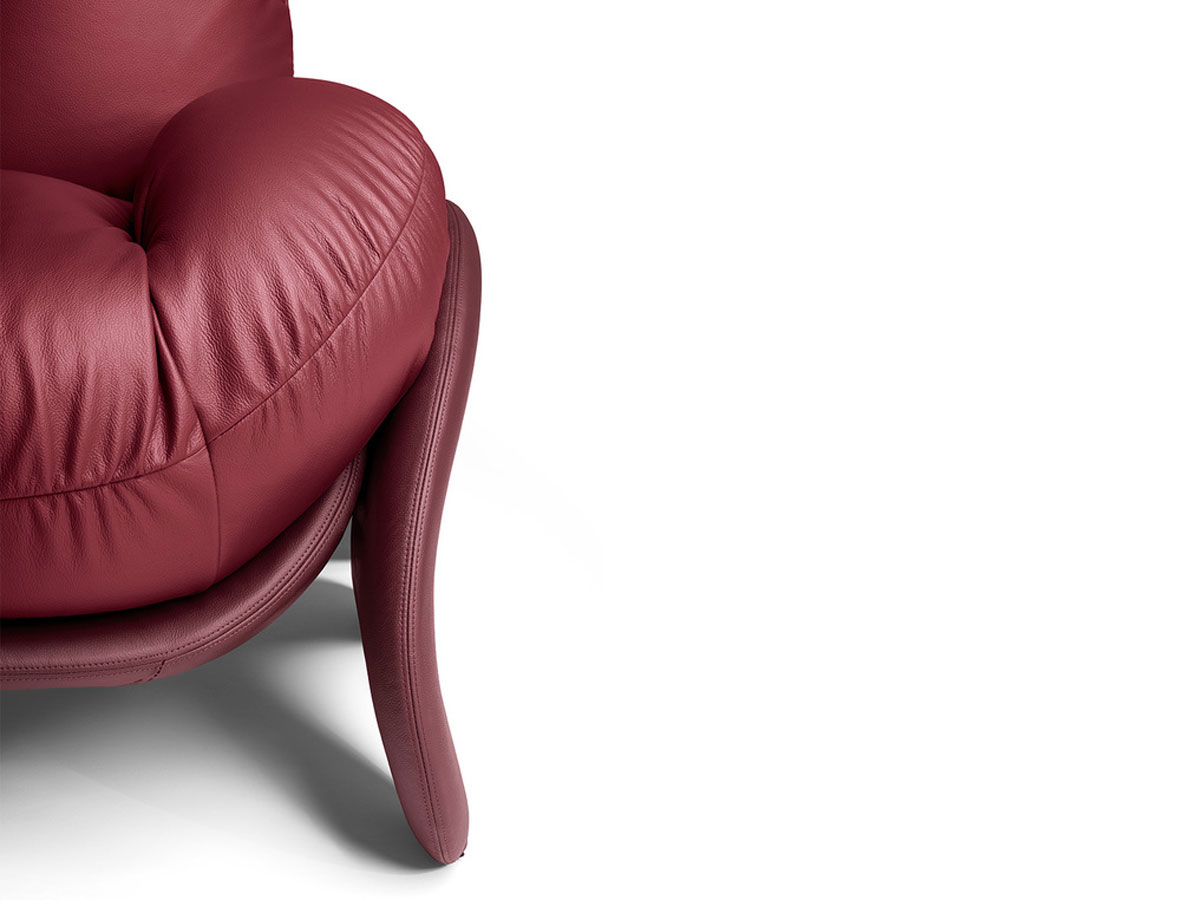 Poltrona Frau Squash Armchair