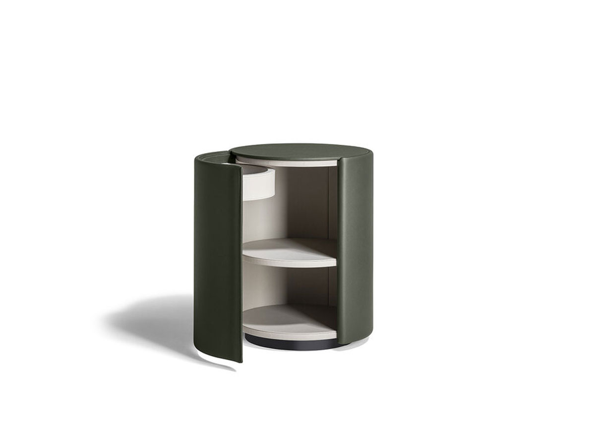 Poltrona Frau Stockn Roll Night Table