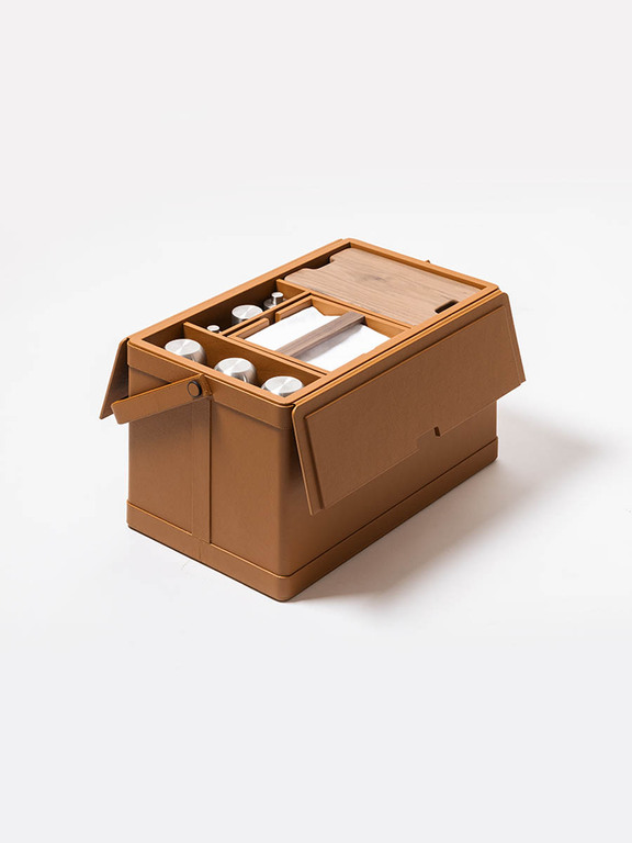 Poltrona Frau Tableware Collection Picnic Basket