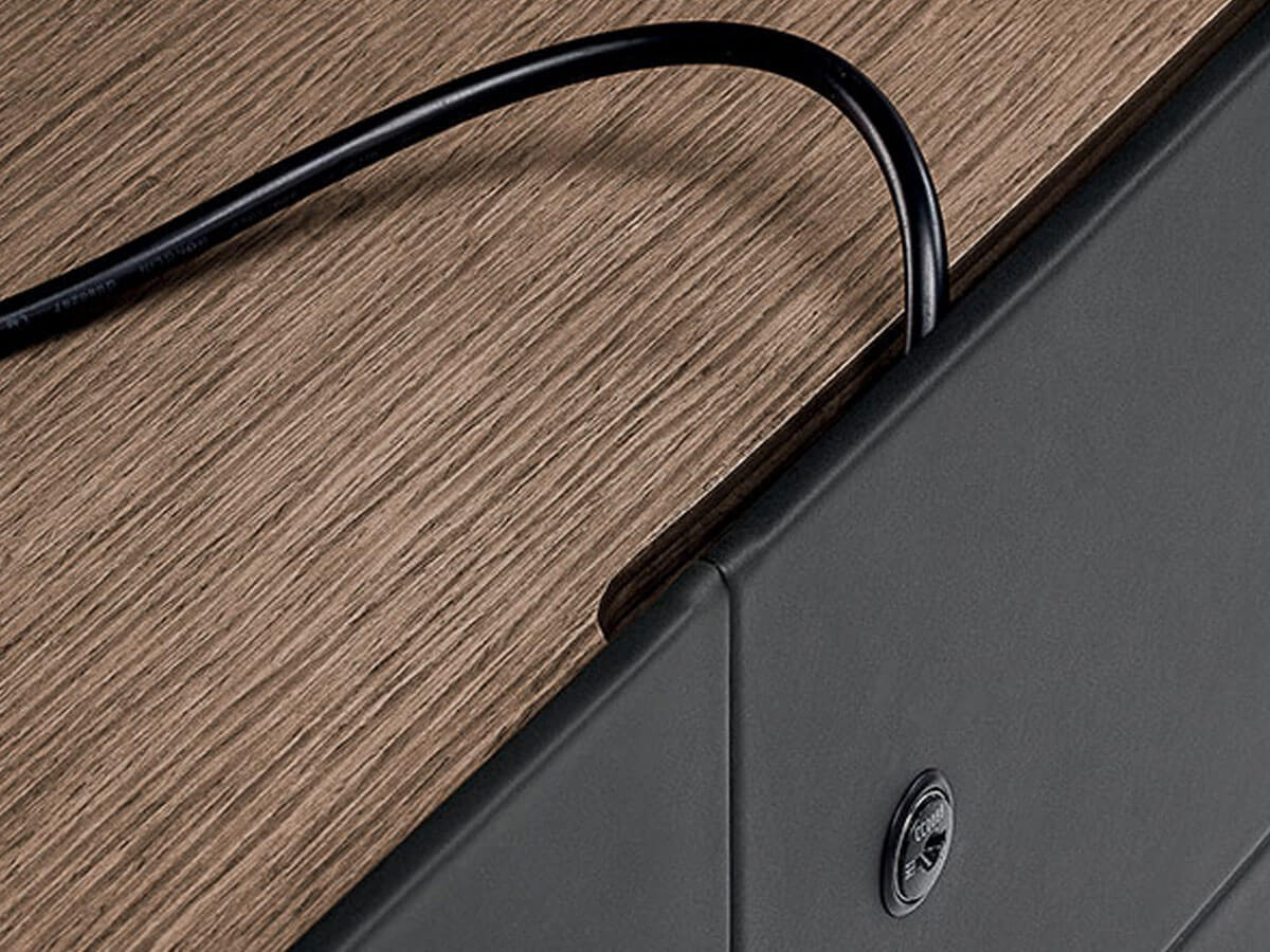 Poltrona Frau Trust Cabinet