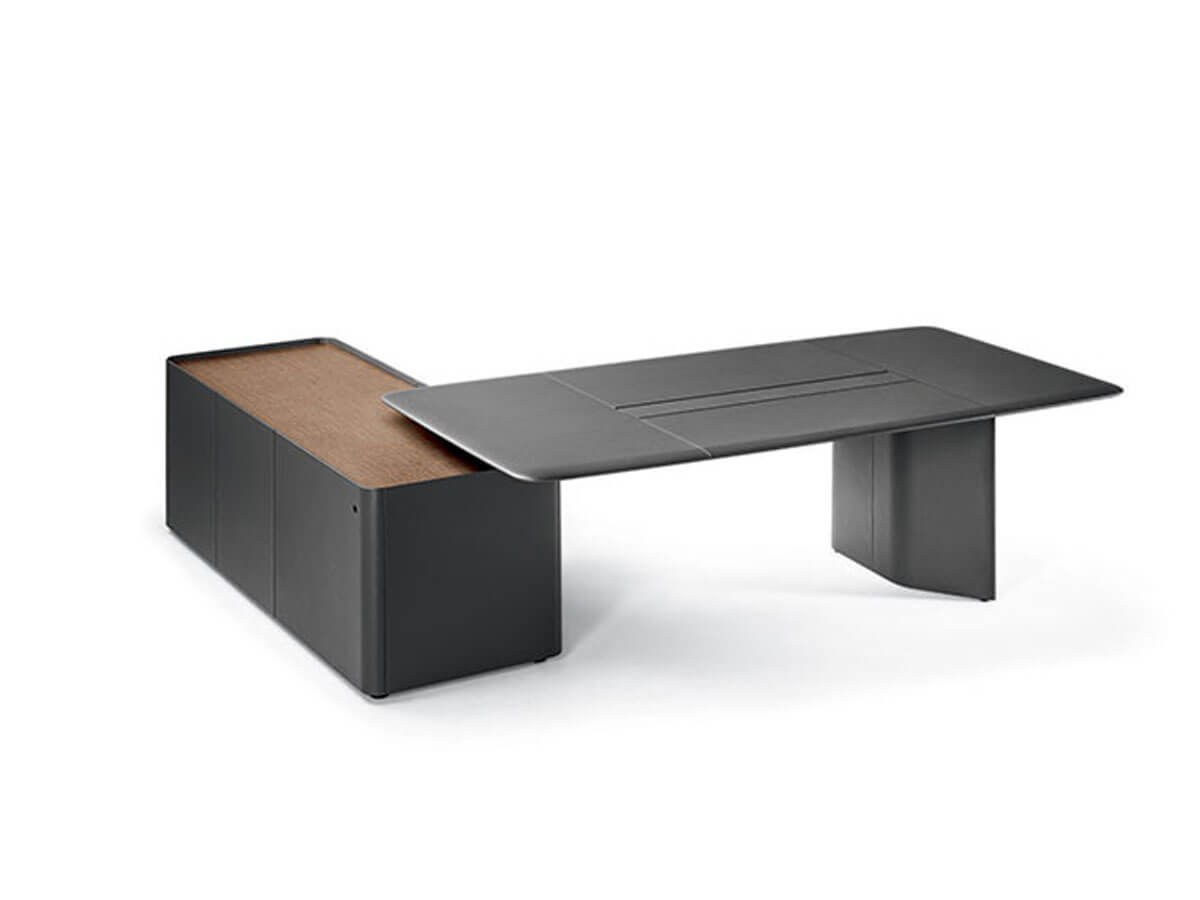 Poltrona Frau Trust Cabinet