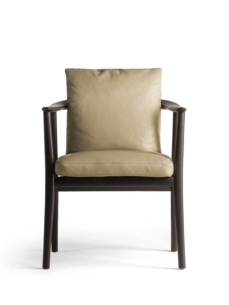 Poltrona Frau Viola Essence Small Armchair