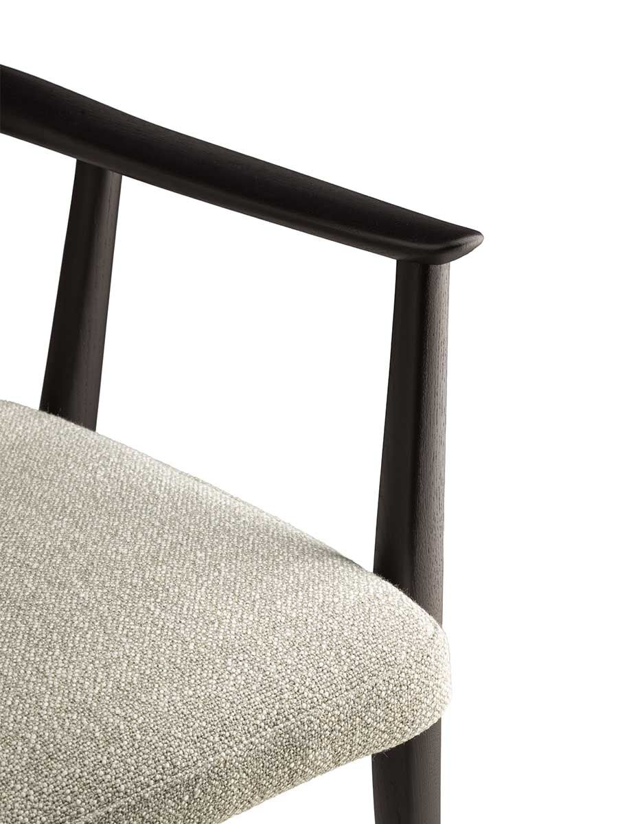 Poltrona Frau Viola Essence Small Armchair