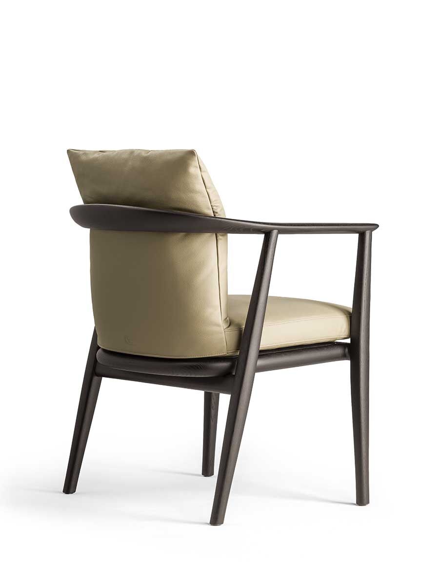 Poltrona Frau Viola Essence Small Armchair