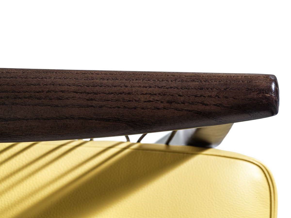 Poltrona Frau Viola Chair