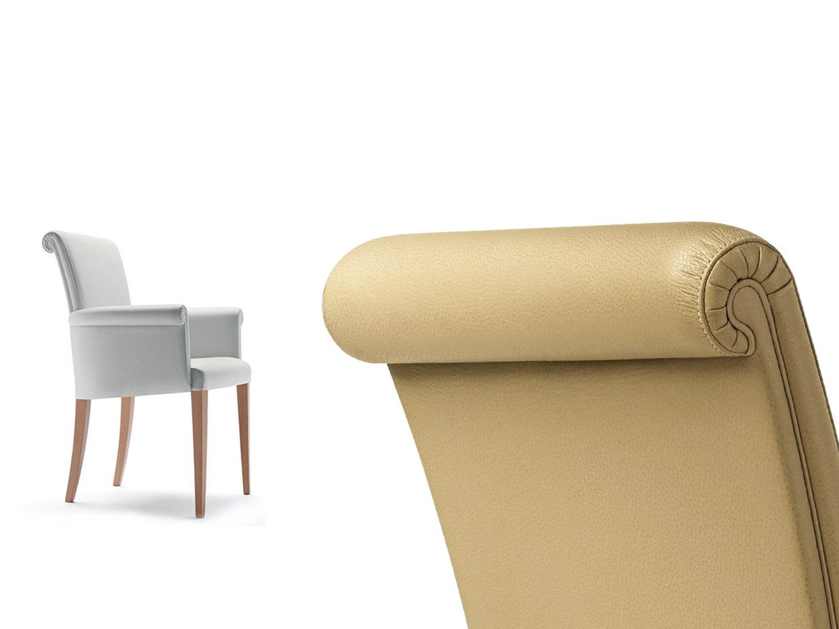 Poltrona Frau Vittoria Armchair