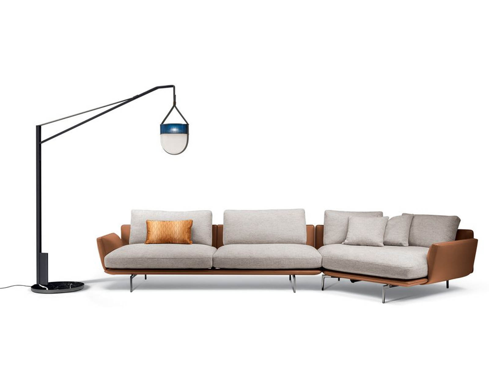 Poltrona Frau Xi Floor Lamp