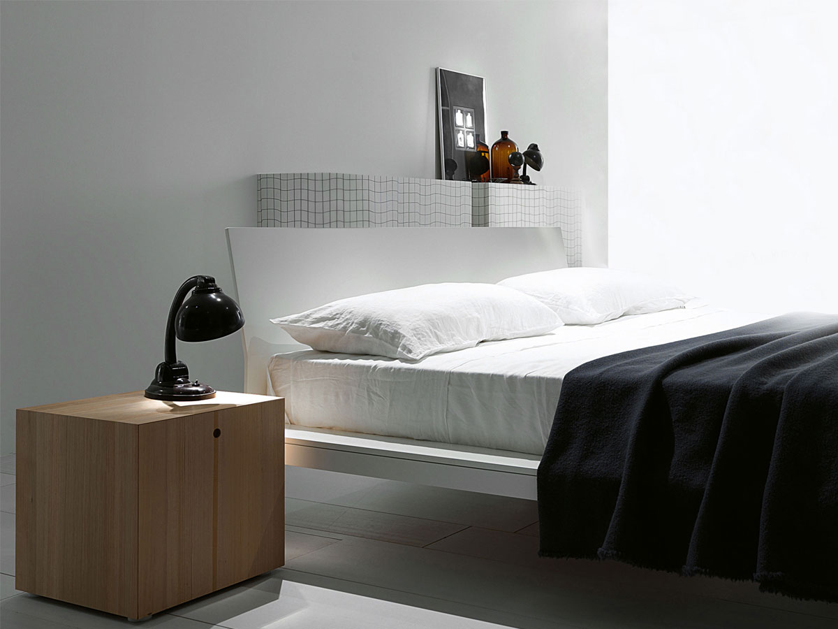 Porro Offshore Night Table