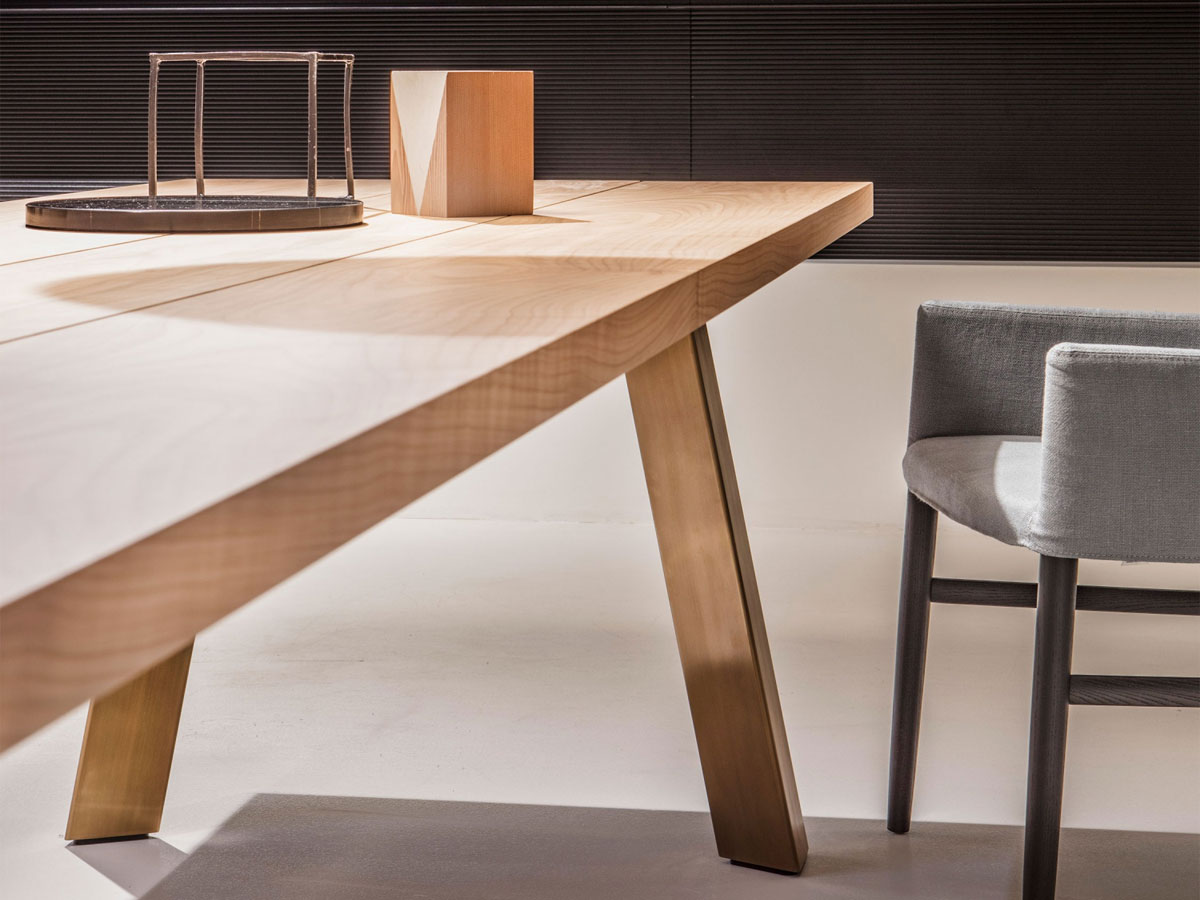Porro Ryoba Table