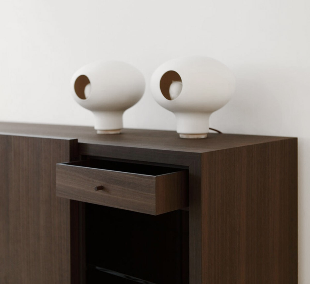 Porro Tiller High Sideboard