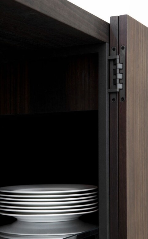 Porro Tiller Low Sideboard