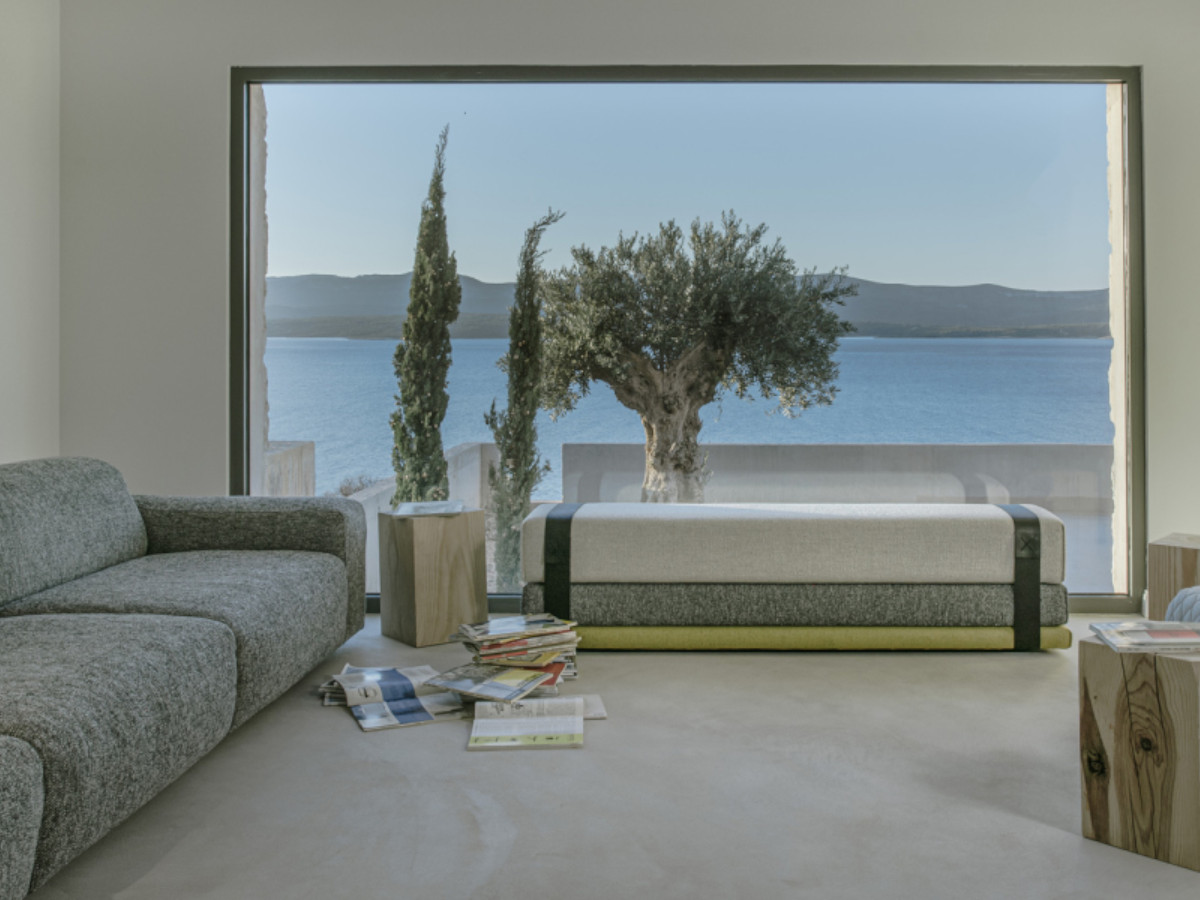 Prostoria Bavul Bench And Bed