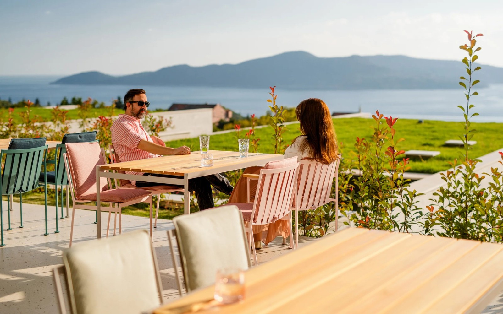 Prostoria Jugo Table Outdoor