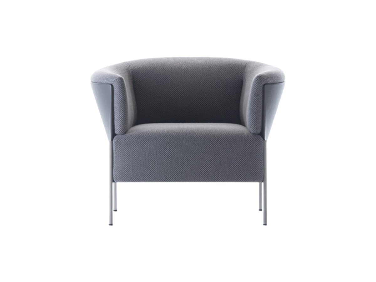 Prostoria Omnia Armchair