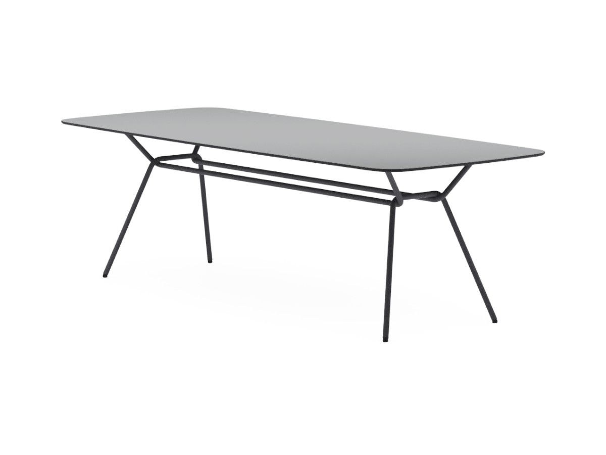 Prostoria Strain Table Outdoor