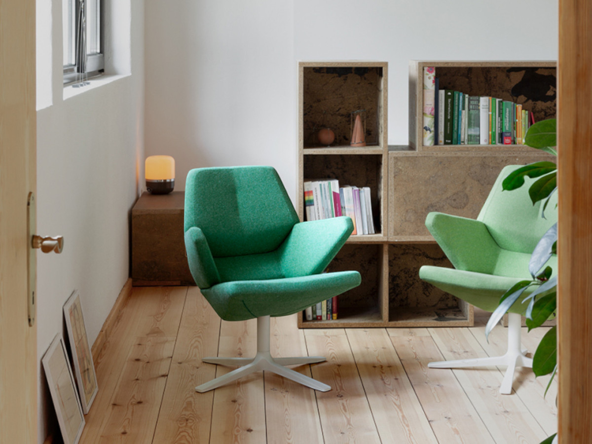 Prostoria Trifidae Easy Chair