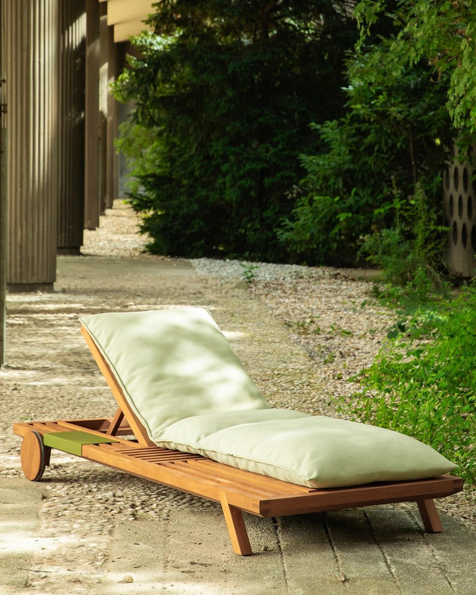Prostoria Umomoku Sunbed