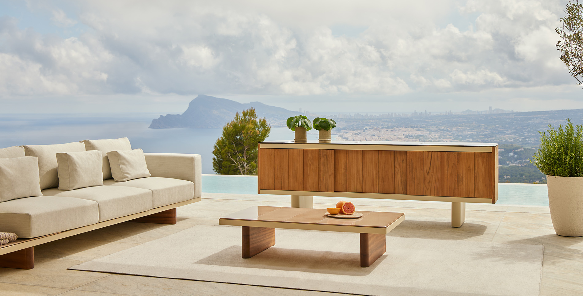 Punt Mobles Atrio Sideboard With Feet