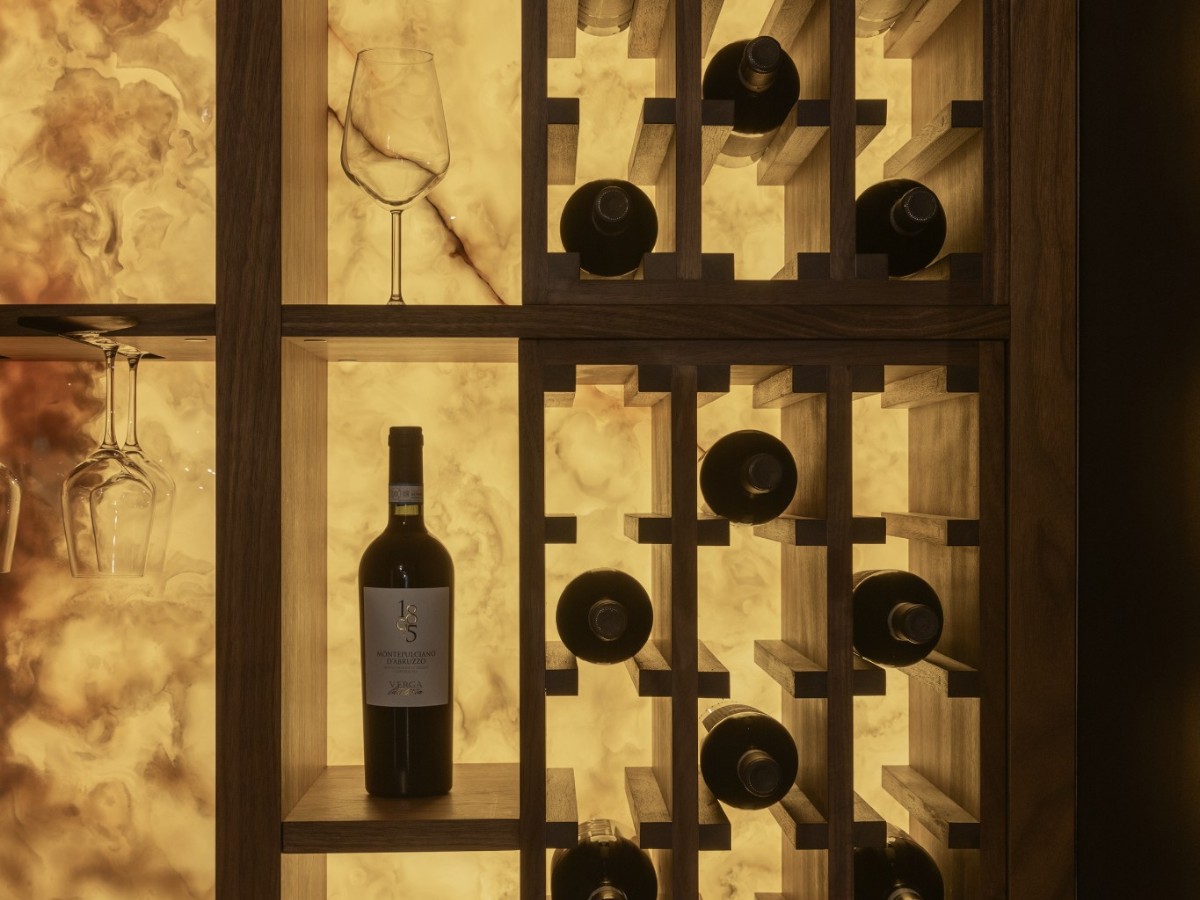 Riva 1920 Cru Onyx Wine Storage Cabinet Walnut Without Knots
